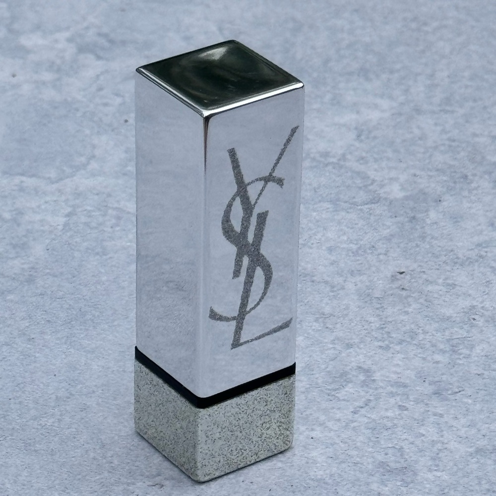 YSL x Zoe Kravitz Paris Stroll Lipstick - Picture 4 of 7
